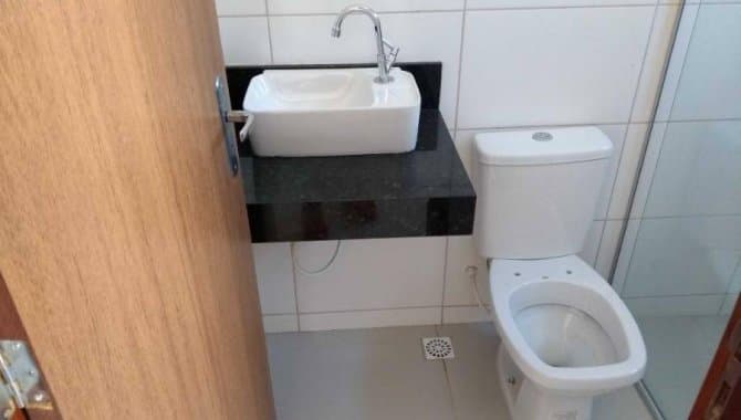 Foto 5 de 15: Casa em leilão em Petrolina - PE — Casa, Padrão, 1 Vaga(S) de Garagem