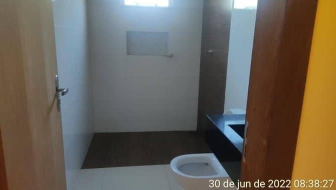 Foto 3 de 28: Casa em leilão em Nova Mutum - MT — Casa, Padrão, 1 Vaga(S) de Garagem