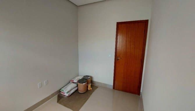 Foto 8 de 26: Casa em leilão em Montes Claros - MG — Casa, Padrão, 0 Vaga(S) de Garagem