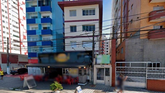 Foto 1 de 7: Apartamento em leilão em Praia Grande - SP — Apartamento 40 m² (Condomínio frente à praia) - Guilhermina - Praia Grande - SP