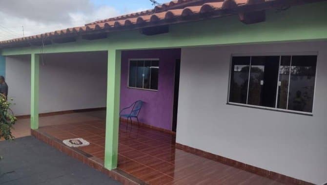 Foto 18 de 27: Casa em leilão em Santa Helena De Goiás - GO — Casa 304 m² - Centro - Santa Helena de Goiás - GO