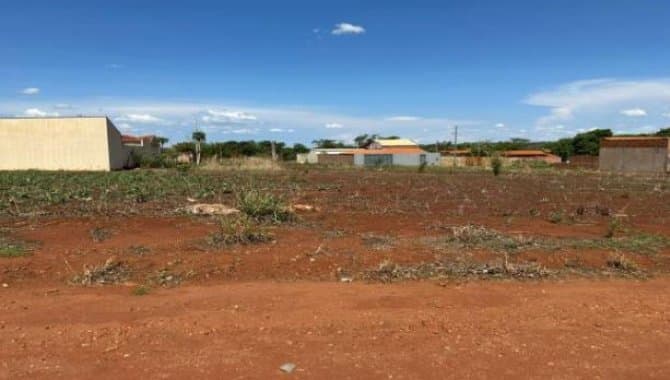 Foto 1 de 2: Terreno em leilão em Planura - MG — Terreno 497 m² - Planura-MG - Rua Piapara - Lt. 11 da Qd. 02 - Cana Brava