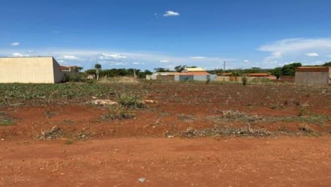 Foto 1 de 2: Terreno em leilão em Planura - MG — Terreno 497 m² - Planura-MG - Rua Piapara - Lt. 12 da Qd. 02 - Cana Brava