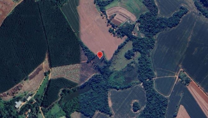 Foto 1 de 5: Terreno em leilão em Araçoiaba Da Serra - SP — Área de 7.790 m² - Ipanema do Meio - Araçoiaba da Serra - SP