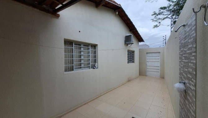 Foto 9 de 15: Casa em leilão em Picos - PI — Casa, Padrão, 1 Vaga(S) de Garagem