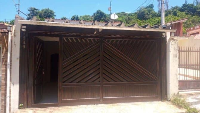 Foto 1 de 17: Casa em leilão em Itanhaém - SP — Casa, Padrão, 0 Vaga(S) de Garagem