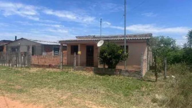 Foto 2 de 4: Casa em leilão em Sant'ana Do Livramento - RS — Casa, Padrão, 0 Vaga(S) de Garagem