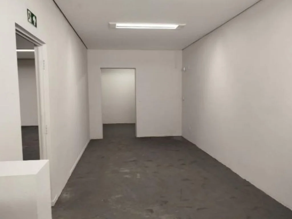 Foto 10 de 11: Comercial em leilão em Itaporã - MS — Prédio Comercial 630 m² - Itaporã-MS - Av. São José, 565 - Centro