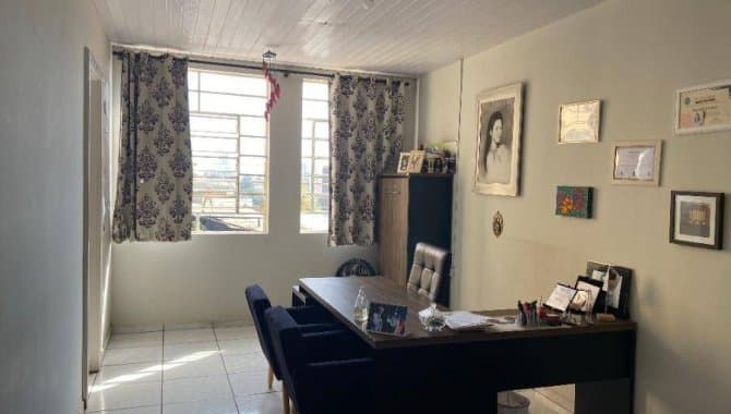 Foto 6 de 10: Comercial em leilão em Ponta Grossa - PR — Sala Comercial 169 m² (Conj. 21) - Centro - Ponta Grossa - PR