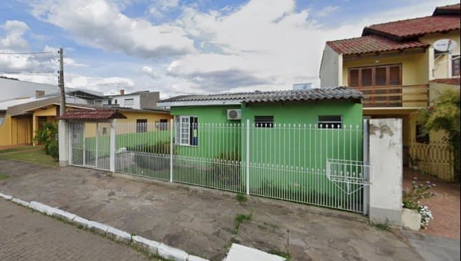 Foto 2 de 3: Casa em leilão em Canoas - RS — Casa 200 m² - Rio Branco - Canoas - RS