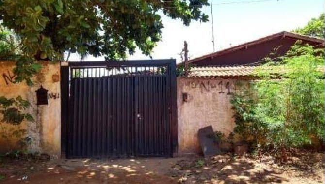 Foto 1 de 9: Casa em leilão em Guaiçara - SP — Casa em Área de 2.320 m² - Saúde - Guaiçara - SP