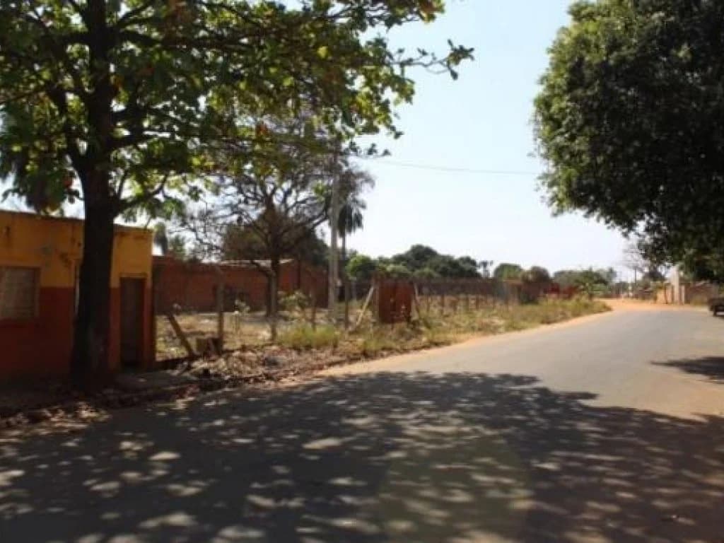 Foto 4 de 7: Terreno em leilão em Araçatuba - SP — Terreno 250 m² (Lt. 12 da Qd N) - Rosele - Araçatuba - SP