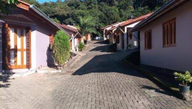 Foto 3 de 16: Casa em leilão em Igrejinha - RS — Casa em Condomínio 78 m² (01 vaga) - Figueira - Igrejinha - RS