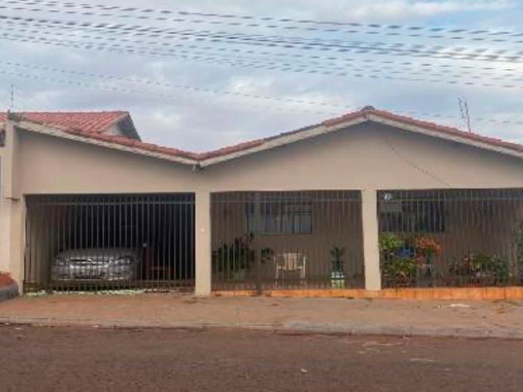 Foto 3 de 3: Casa em leilão em Santa Helena De Goiás - GO — Casa 52 m² - Centro - Santa Helena de Goiás - GO