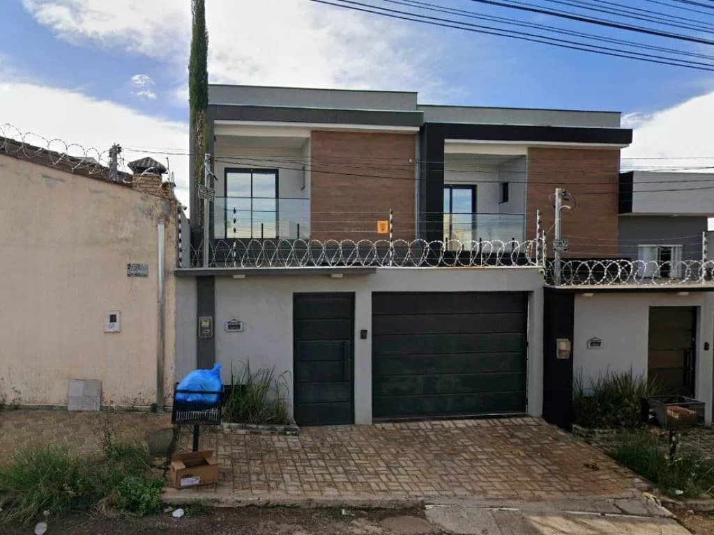 Foto 2 de 5: Casa em leilão em Anápolis - GO — Casa 146 m² - Parque Brasília 2 Etapa - Anápolis - GO