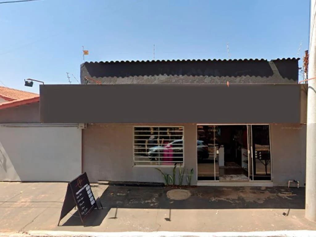 Foto 2 de 3: Casa em leilão em Iporá - GO — Casa 220 m² - Setor Aeroporto Sul - Iporá - GO