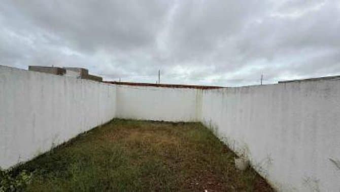 Foto 3 de 15: Casa em leilão em Sinop - MT — Casa em Condomínio 52 m² - Residencial Bonne Vie - Sinop - MT
