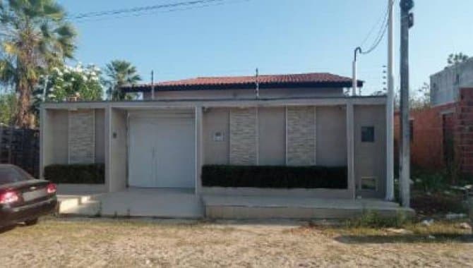 Foto 1 de 15: Casa em leilão em São Gonçalo Do Amarante - RN — Casa 176 m² - Carioca - São Gonçalo do Amarante - RN