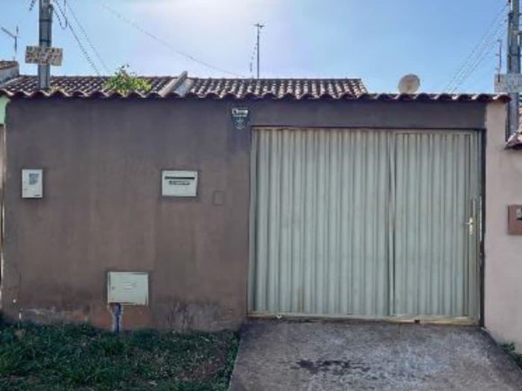 Foto 2 de 2: Casa em leilão em Trindade - GO — Casa 65 m² - Trindade-GO - Av. João Paulo I - Casa 02 - Jardim Imperial II