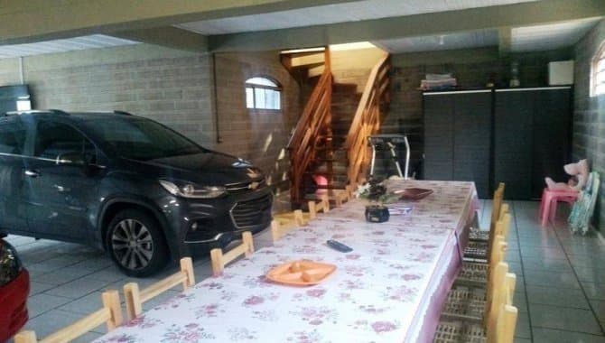Foto 13 de 14: Casa em leilão em Caxias Do Sul - RS — Casa 294 m² - Salgado Filho - Caxias do Sul - RS