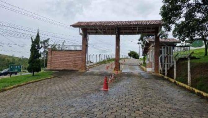Foto 2 de 15: Casa em leilão em Cachoeira Paulista - SP — Casa em Condomínio 141 m² - Aguada - Cachoeira Paulista - SP