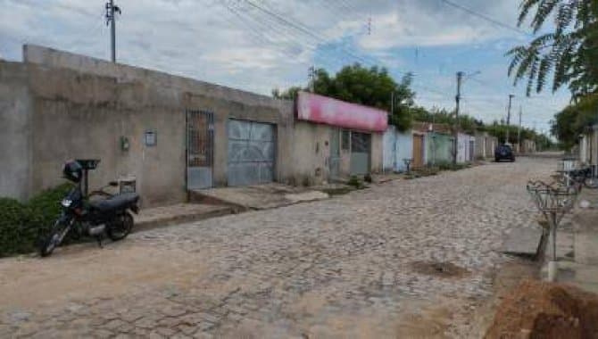 Foto 3 de 3: Casa em leilão em Floriano - PI — Casa 37 m² - Meladão - Floriano - PI