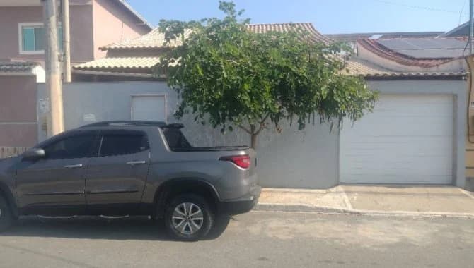 Foto 1 de 12: Casa em leilão em Queimados - RJ — Casa 90 m² - Centro - Queimados - RJ
