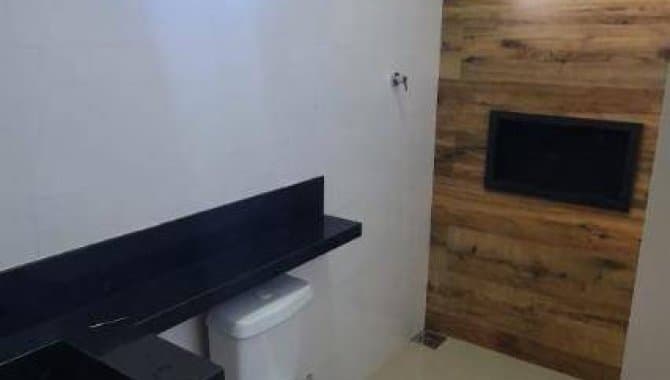 Foto 10 de 13: Casa em leilão em Santa Helena De Goiás - GO — Casa em Condomínio 111 m² (01 vaga) - Brasil - Santa Helena de Goiás - GO