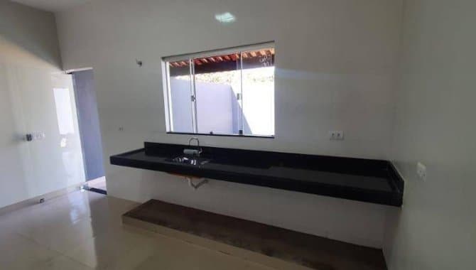 Foto 6 de 13: Casa em leilão em Santa Helena De Goiás - GO — Casa em Condomínio 111 m² (01 vaga) - Brasil - Santa Helena de Goiás - GO