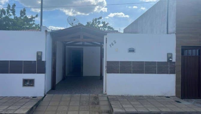Foto 3 de 12: Casa em leilão em Patos - PB — Casa 96 m² - Monte Castelo - Patos - PB