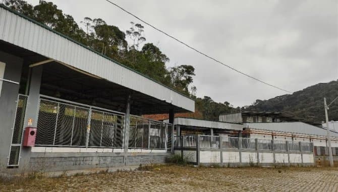 Foto 18 de 25: Comercial em leilão em Bom Jardim - RJ — Galpão 9.071 m² - Barra Alegre - Bom Jardim - RJ