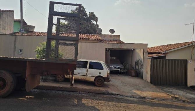 Foto 4 de 4: Casa em leilão em Santa Helena De Goiás - GO — Casa 114 m² - Brasil - Santa Helena de Goiás - GO