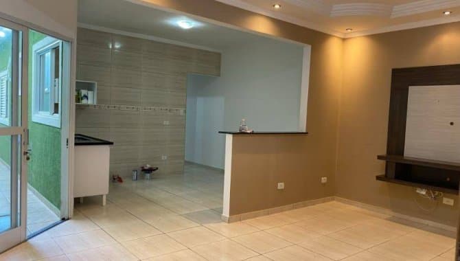 Foto 4 de 11: Casa em leilão em Taubaté - SP, bairro Quiririm — Casa 82 m² - Quiririm - Taubaté - SP
