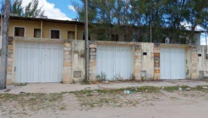 Foto 1 de 12: Apartamento em leilão em Horizonte - CE, bairro Malcozinhado — Apartamento, Padrão, 1 Vaga(S) de Garagem