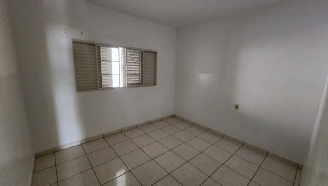 Foto 34 de 35: Casa em leilão em Tupã - SP, bairro Vila Bandeirantes — Casa, Padrão, 1 Vaga(S) de Garagem
