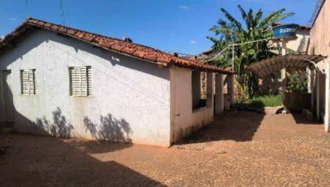 Foto 3 de 27: Casa em leilão em Ituiutaba - MG, bairro Lagoa Azul II — Casa 76 m² - Lagoa Azul II - Ituiutaba - MG
