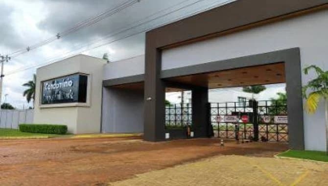Foto 2 de 6: Casa em leilão em Vilhena - RO, bairro Imperial Park — Casa em Condomínio 164 m² - Imperial Park - Vilhena - RO