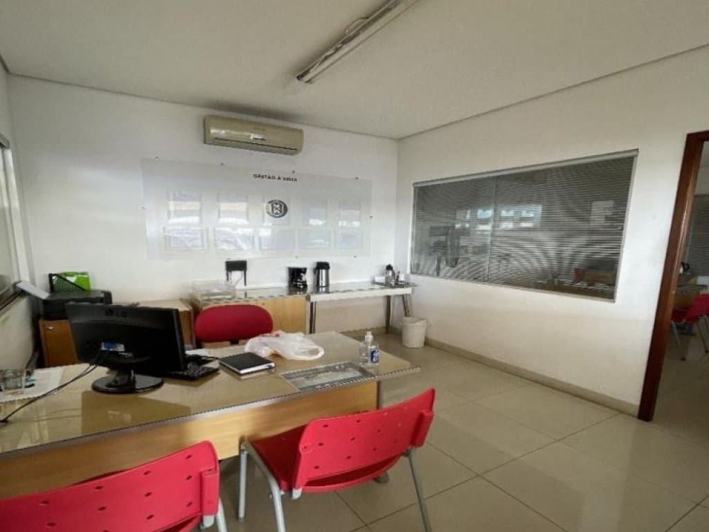 Foto 10 de 17: Comercial em leilão em São João Del Rei - MG, bairro Vila São Vicente — Imóvel Comercial 1.786 m² (construção) e 8.316 m² (terreno) - Vila São Vicente - São João Del Rei - MG