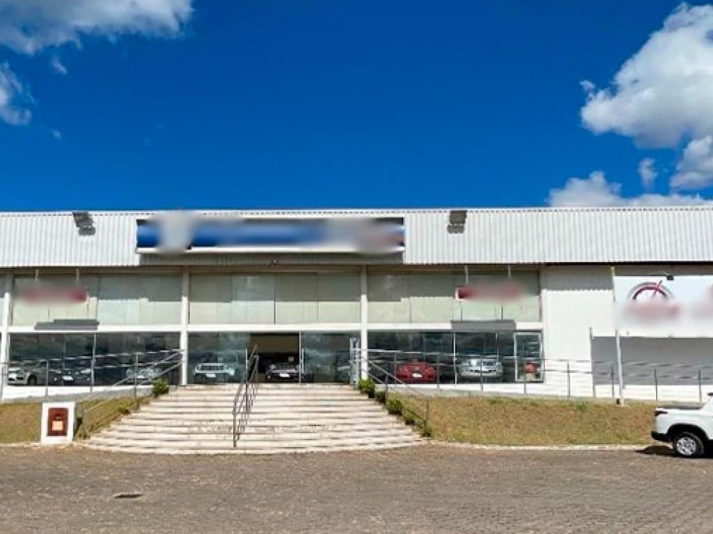 Foto 2 de 17: Comercial em leilão em São João Del Rei - MG, bairro Vila São Vicente — Imóvel Comercial 1.786 m² (construção) e 8.316 m² (terreno) - Vila São Vicente - São João Del Rei - MG
