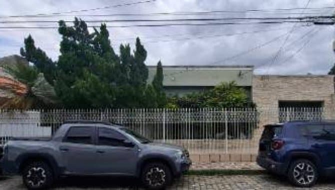 Foto 1 de 4: Casa em leilão em Lorena - SP, bairro Centro — Casa 338 m² - Centro - Lorena - SP