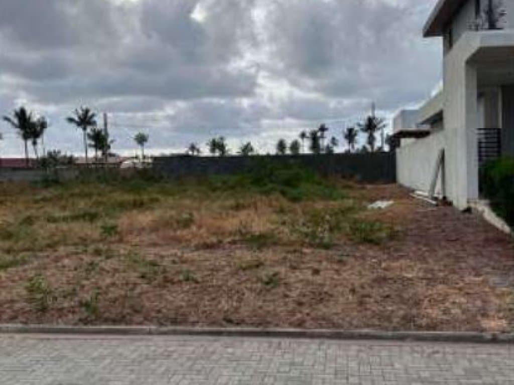 Foto 2 de 2: Terreno em leilão em Barra Dos Coqueiros - SE, bairro Barra dos Coqueiros — Terreno 350 m² (Lt. 14 da Qd. 02) - Residencial Quintas da Barra - Barra dos Coqueiros - SE
