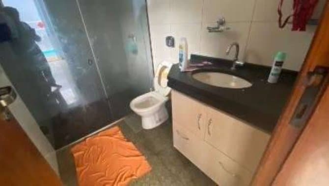 Foto 4 de 17: Casa em leilão em Cascavel - PR, bairro São Cristóvão — Casa 311 m² - São Cristóvão - Cascavel - PR