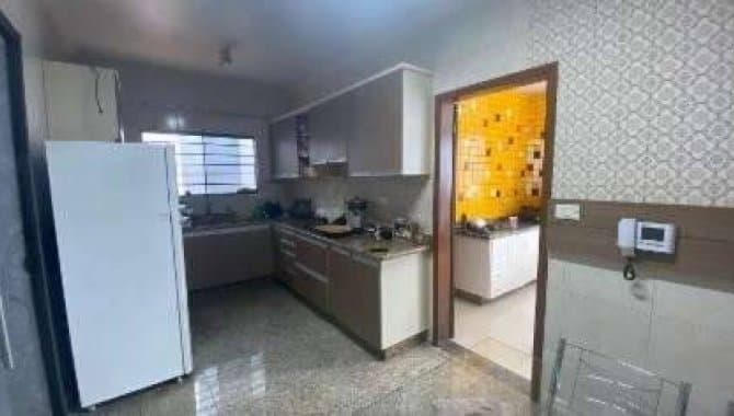 Foto 11 de 17: Casa em leilão em Cascavel - PR, bairro São Cristóvão — Casa 311 m² - São Cristóvão - Cascavel - PR