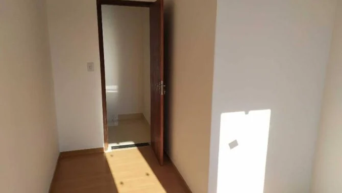 Foto 5 de 15: Casa em leilão em Montes Claros - MG, bairro Raul Lourenço — Casa 118 m² - Raul Lourenço - Montes Claros - MG