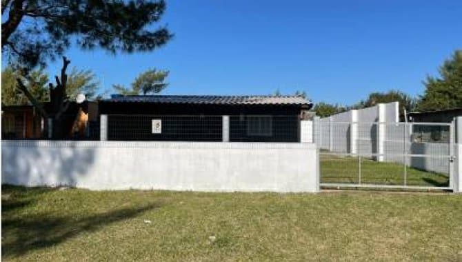 Foto 3 de 3: Casa em leilão em Palmares Do Sul - RS, bairro Quintão — Casa 93 m² - Quintão - Palmares do Sul - RS