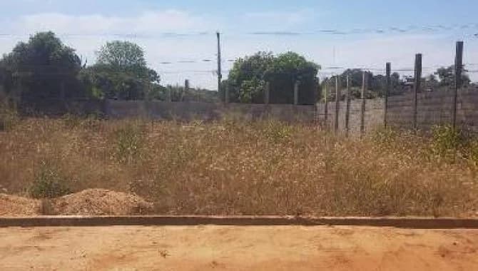 Foto 16 de 24: Casa em leilão em Colniza - MT, bairro Garça II — Casa em Condomínio 316 m² - Garça II - Colniza - MT