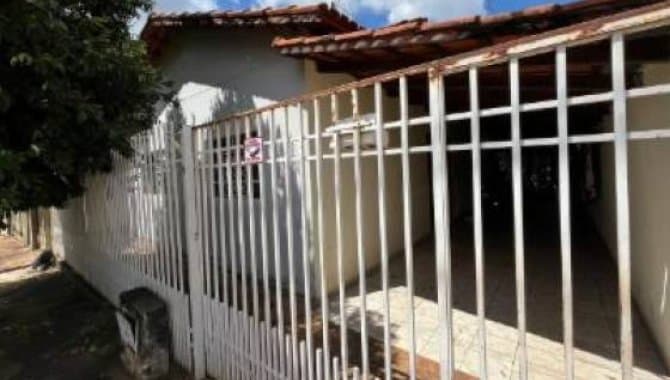 Foto 10 de 18: Casa em leilão em Iporá - GO, bairro São José — Casa 143 m² - São José - Iporá - GO