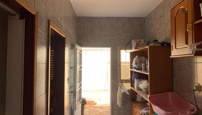 Foto 12 de 15: Casa em leilão em Cuiabá - MT, bairro Jardim Itália — Casa 239 m² - Jardim Itália - Cuiabá - MT