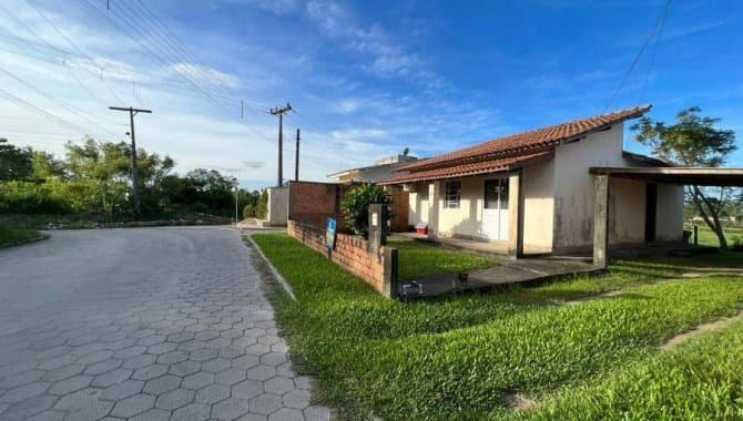 Foto 6 de 18: Casa em leilão em Tubarão - SC, bairro Santa Luzia — Casa 77 m² - Santa Luzia - Tubarão - SC