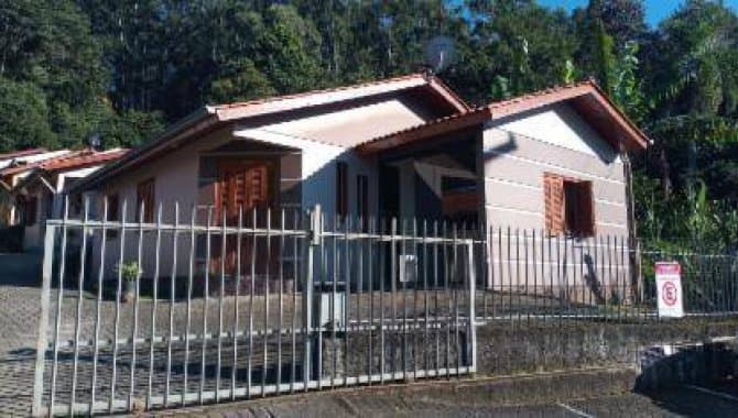 Foto 4 de 39: Casa em leilão em Igrejinha - RS, bairro Figueira — Casa, em Condomínio, 1 Vaga(S) de Garagem
